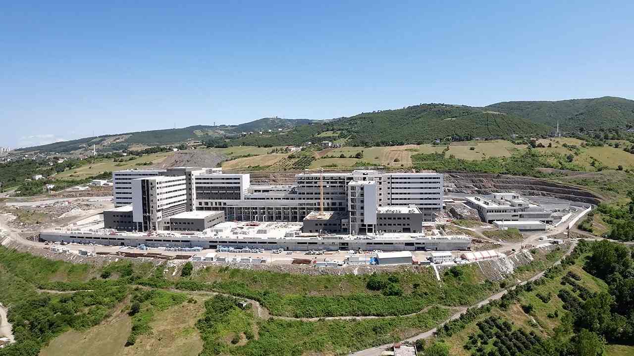 Samsun Şehir Hastanesi için 440,5 milyon liralık ek ihale