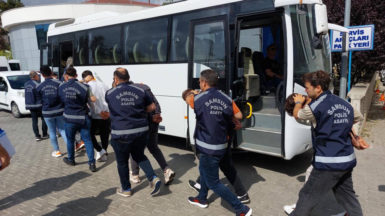 Başkan Doğan'ın adını kullanarak dolandırıcılık yapan 6 zanlı adliyede